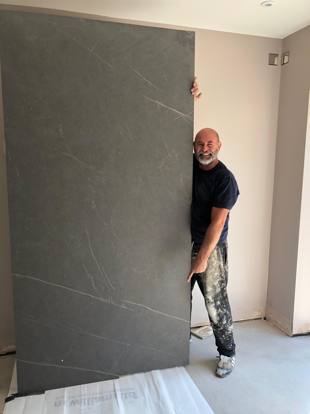 Bromley Tiler — City & Guilds qualified tiler with 44 years experience serving Bromley and South East London