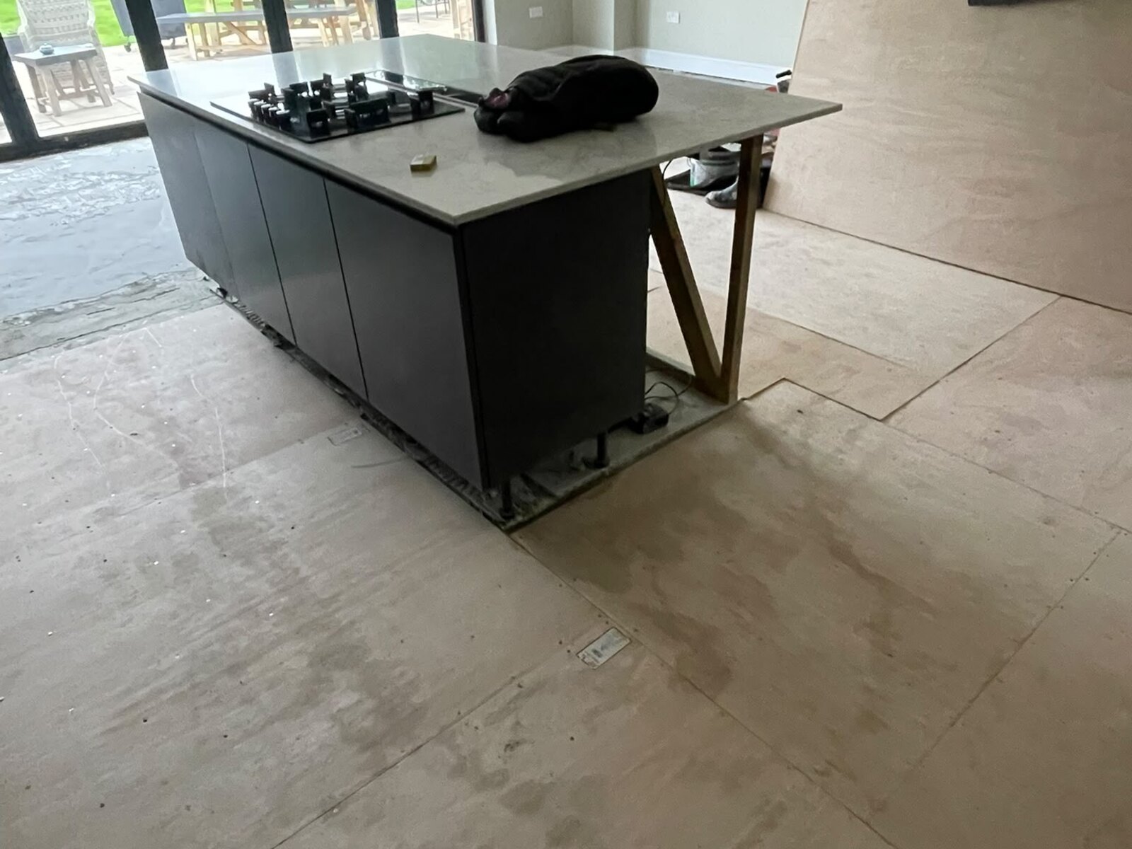 The original glossy white marble-effect kitchen floor before re-tiling, Orpington, Bromley Tiler